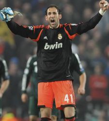 diego-lopez-celebra-manchester.jpg