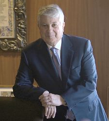 arturo-fernandez-225.jpg