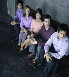 jovenes-parados.jpg