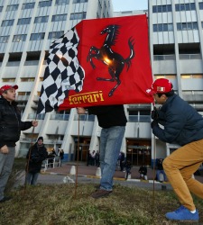 Ferrari-aficionados-Schumacher-reuters-2014.jpg