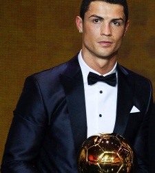 cristiano-ronaldo-oro.jpg