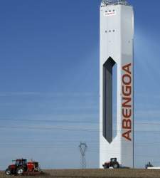 abengoa-tractor.jpg