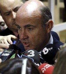 guindos-microfonos.jpg