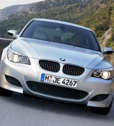bmw_m5_2005.jpg