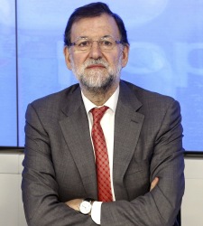 rajoy-mariano-brazos-cruzados.jpg