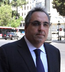 VicenteCotino225gl.jpg