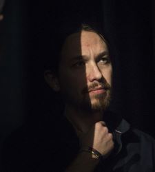 iglesias-negro.jpg
