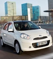 Nissan llama a revisión 841.000 unidades del Micra y Cube en todo el mundo