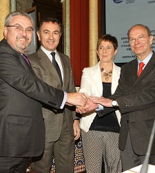AyBilbaoConvenioComercioGVIrekia225.jpg