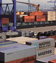 PuertoBilbaoTerminalMaerks225.jpg