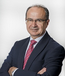 Alejandro_Cobos.jpg