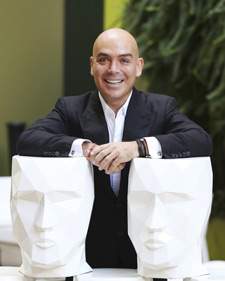 Kike Sarasola