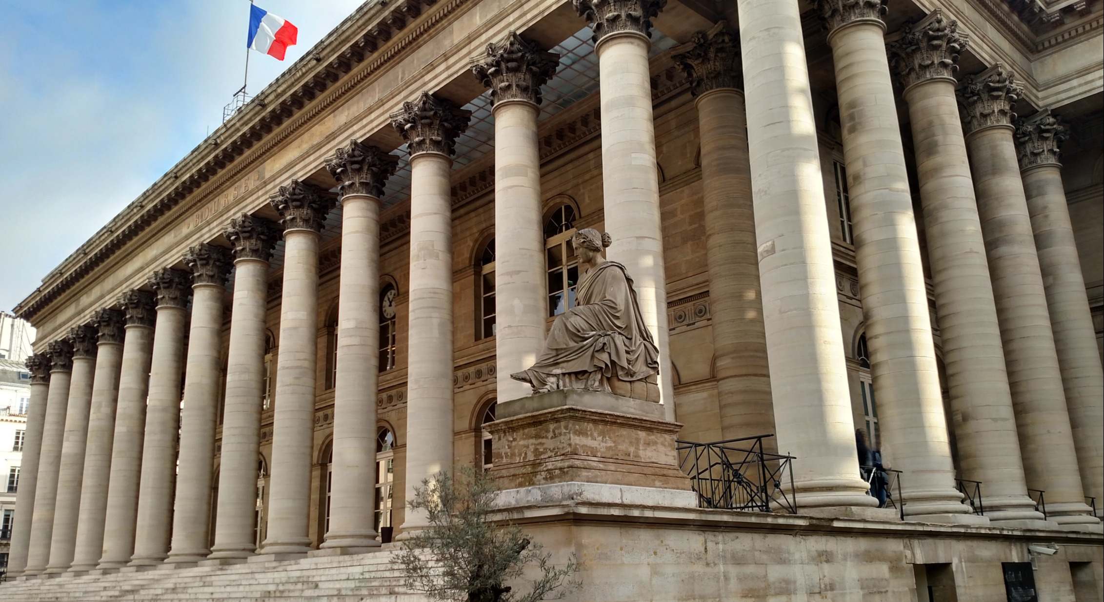 La bolsa de París supera a la de Londres en tamaño