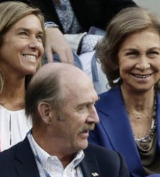 ana-mato-reina-partido-tenis.jpg