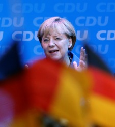 merkel-bandera-225.jpg