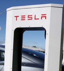 tesla225x250.jpg