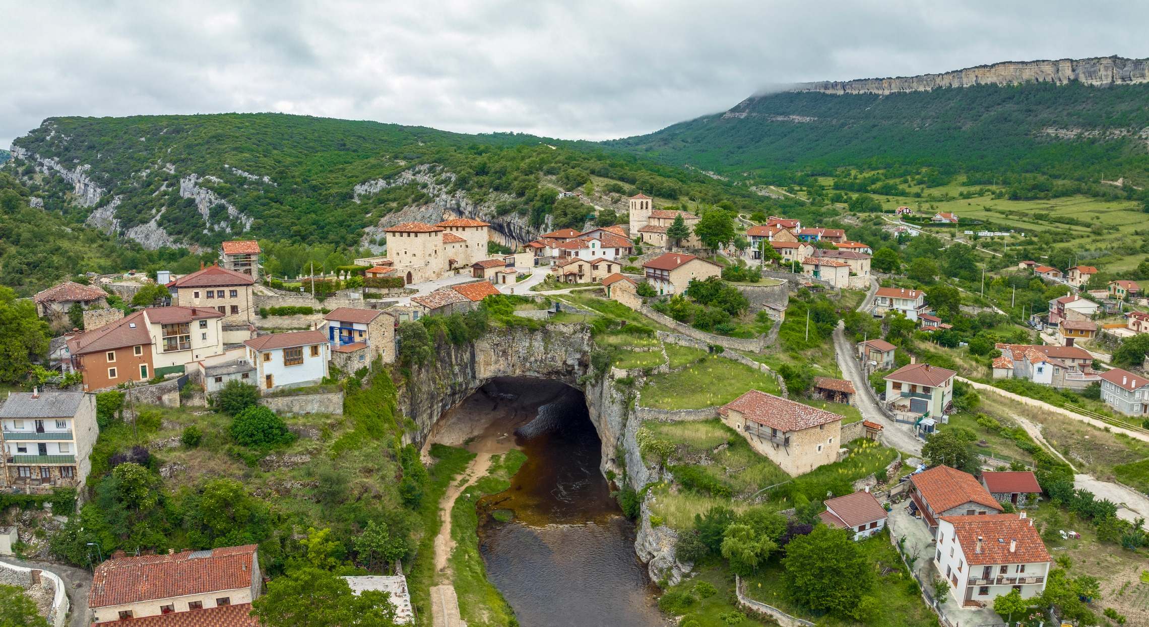 Pueblo en la comarca de Las Merindades