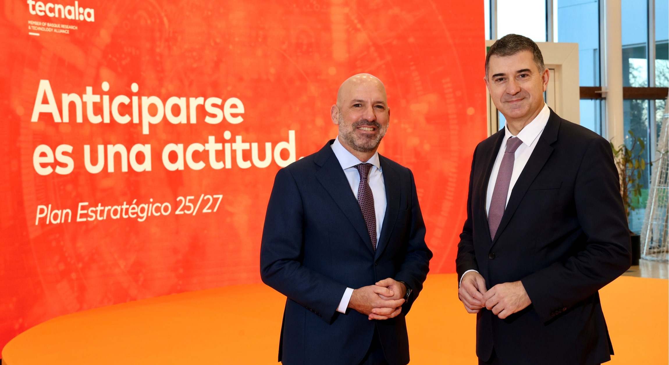 Alex Belaustegui, presidente de Tecnalia y Jesús Valero, director general.