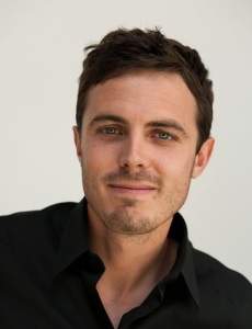 /imag/_v0/230x300/5/2/e/casey-affleck.jpg - 300x250