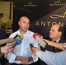 villanuevaantonada.jpg