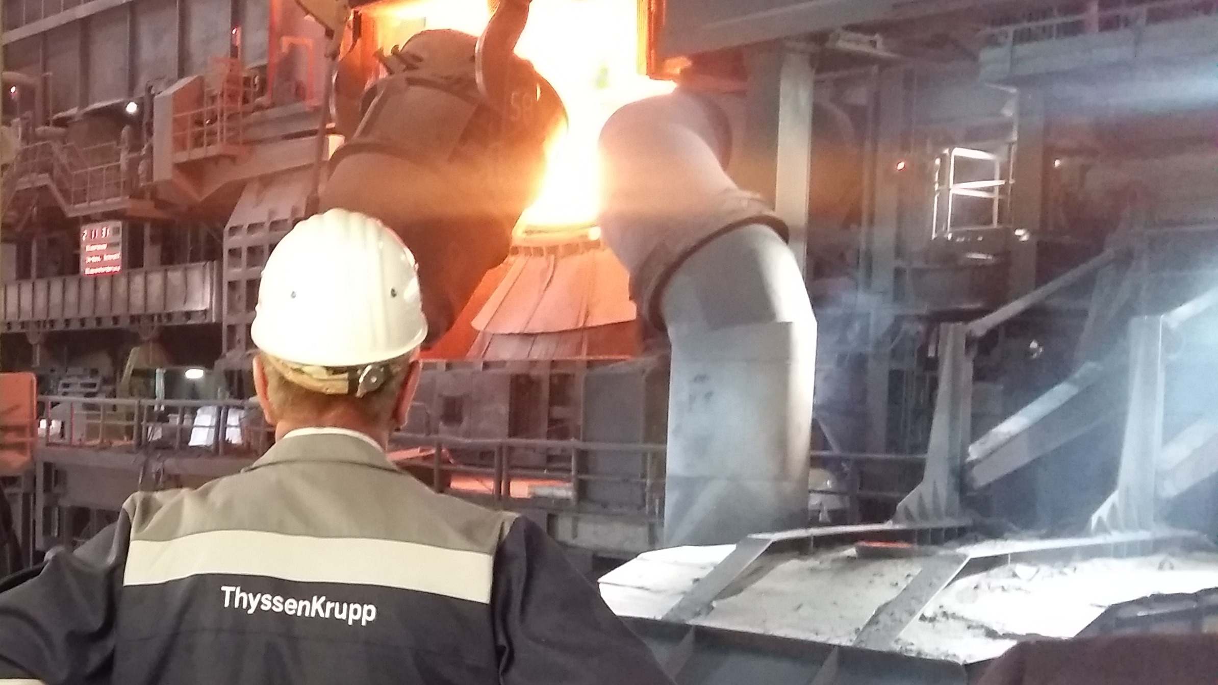 Un operario en una planta de Thyssenkrupp en Alemania.