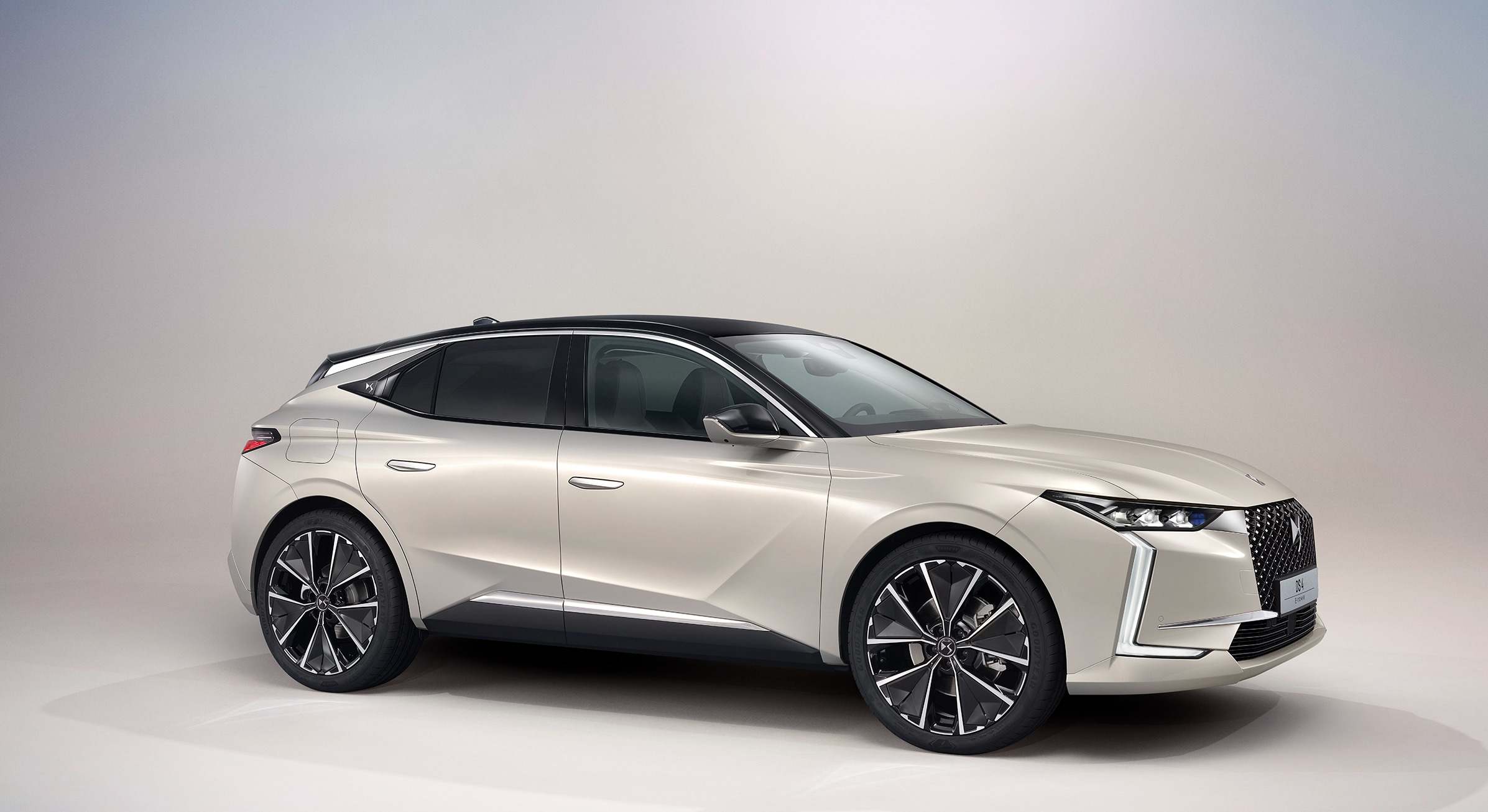 DS 4 Hybrid