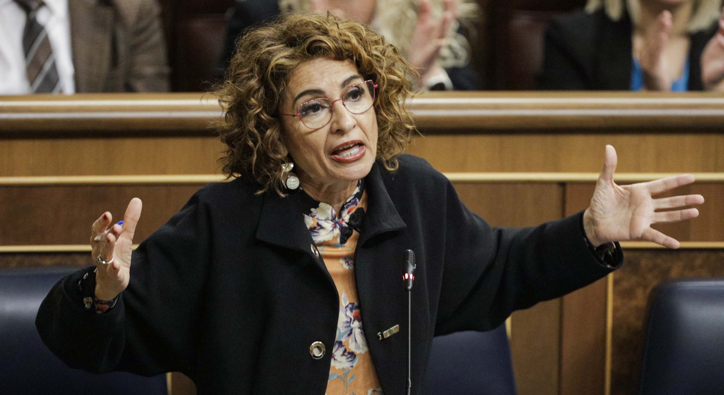 La vicepresidenta primera y ministra de Hacienda, María Jesús Montero, en el Congreso de los Diputados