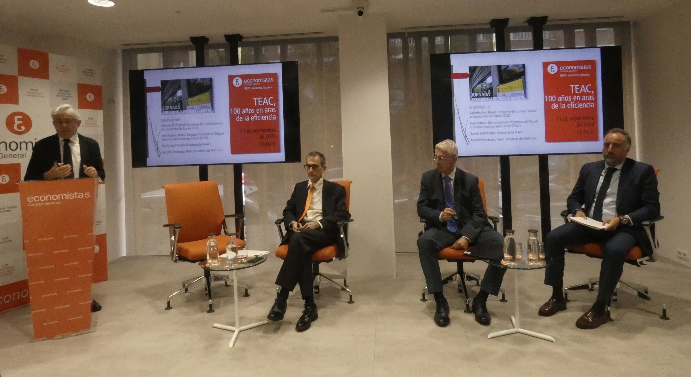 De i. a d.; Valentín Pich (CGE), Xavier Suñé (TEARC), José Antonio Marco (TEAC) y Agustín Fernández (REAF).