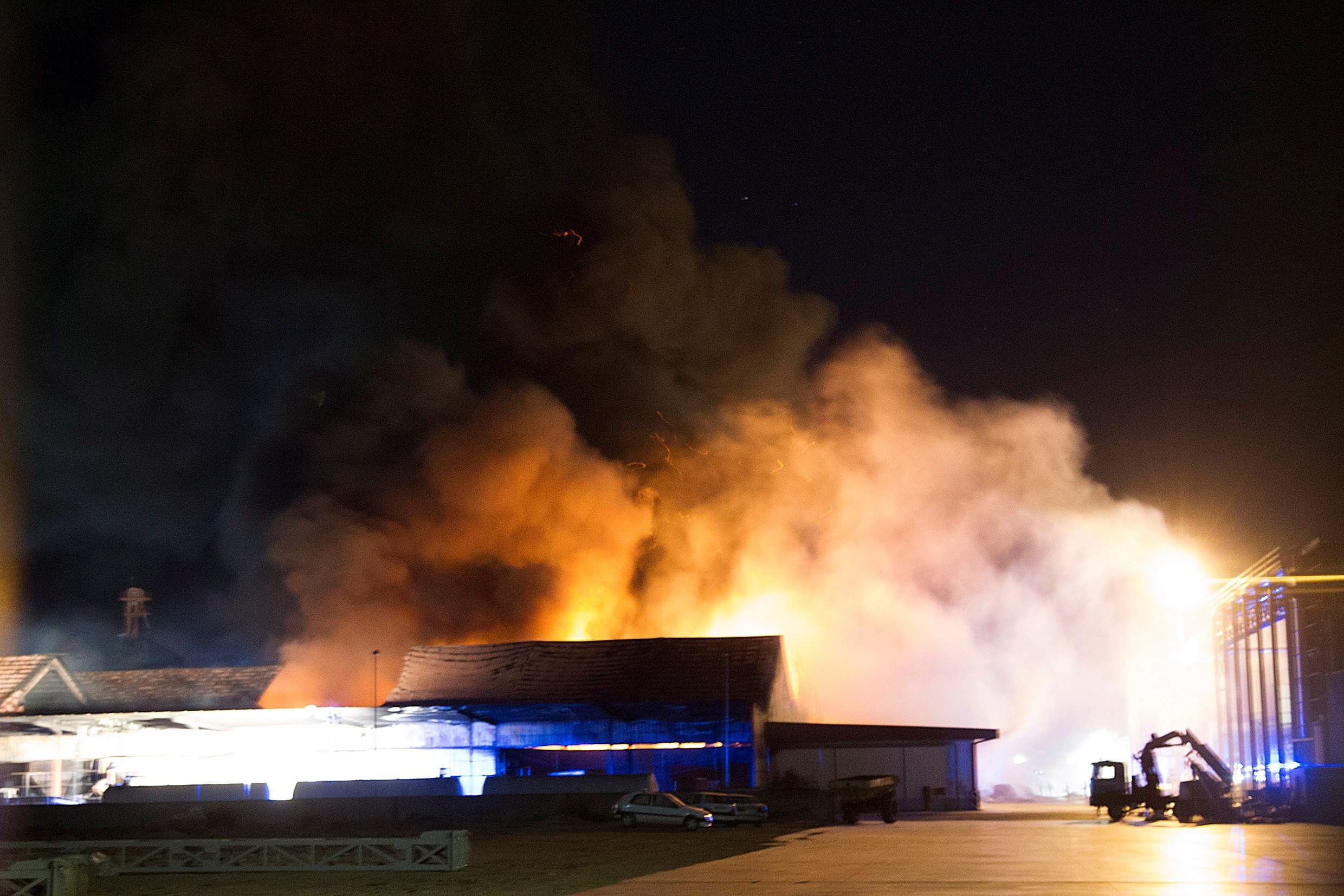El-fuego-en-la-mayor-109831909.jpg