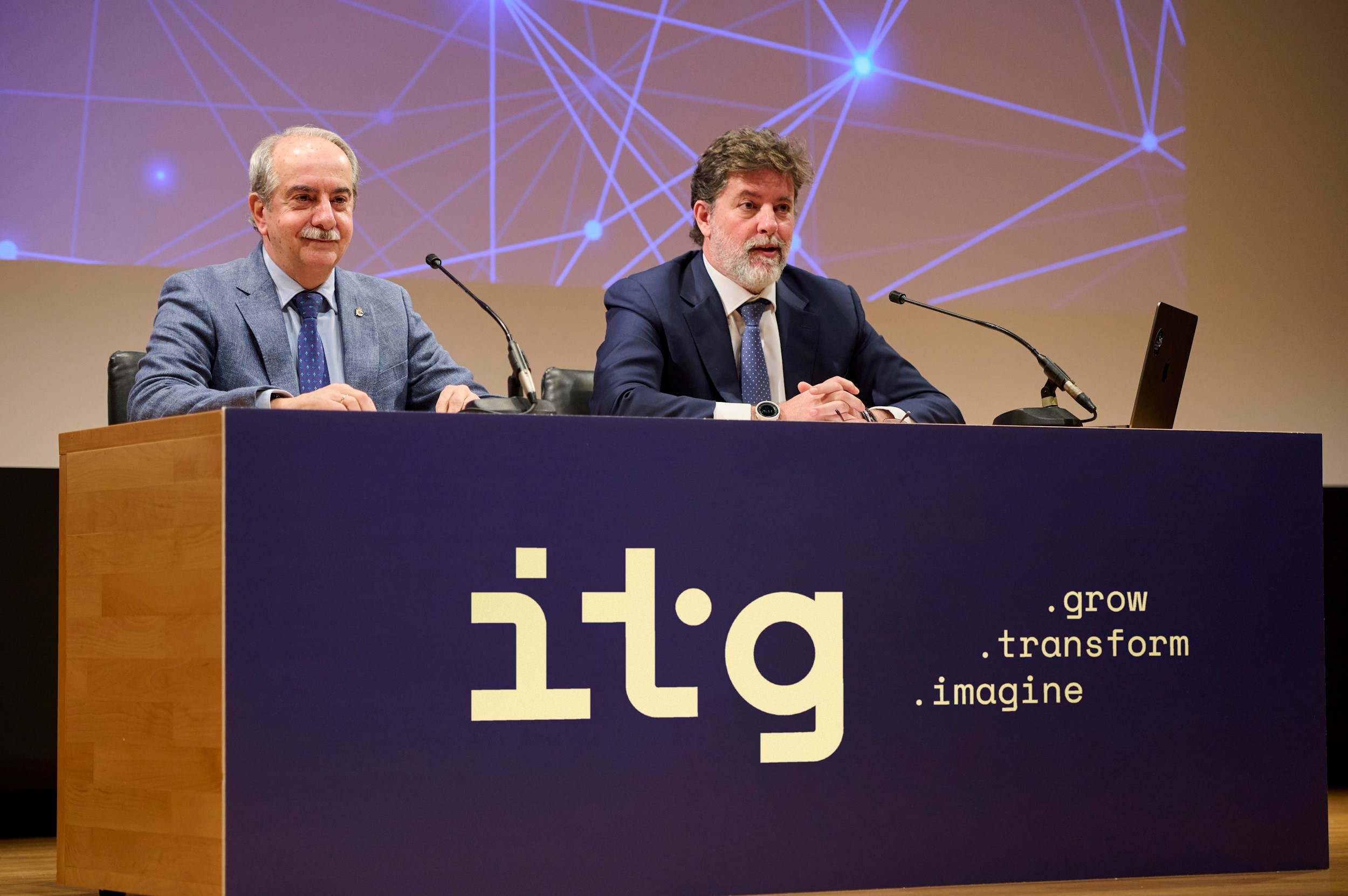 En la imagen, Antonio Couceiro, presidente de la Fundación Instituto Tecnológico de Galicia (ITG) y el director general de ITG, Carlos Calvo.