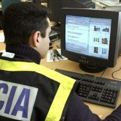 policia-ordenador.jpg