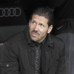 Simeone-banquillo-Bernabeu-2014.jpg