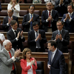 rajoy-aplausos.png