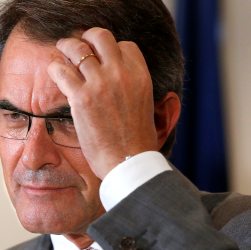 artur-mas-anillo.jpg