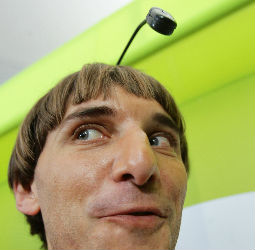 neil-harbisson-2.jpg