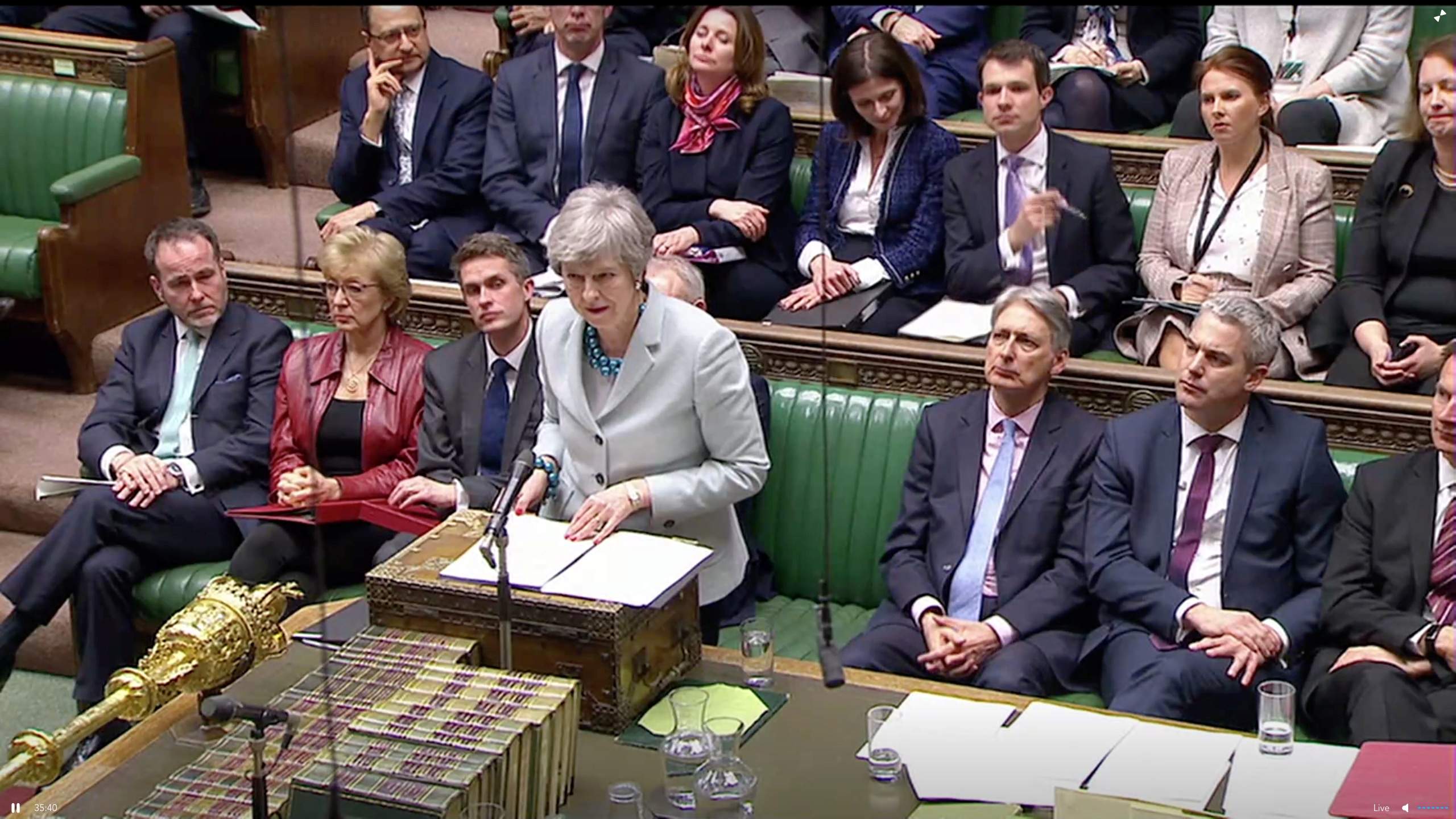 theresa-may-parlamento-reuters.jpg