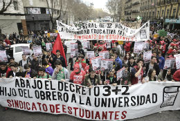 LOSESTUDIANTES.jpg