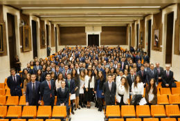 DeloitteActoClausura.jpg