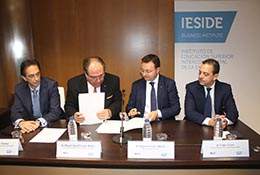 Foto-1-del-acuerdo-ESIC-IESIDE.JPG