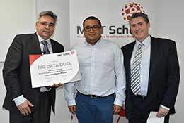 Entrega_premio-Big-Data-Duel.jpg