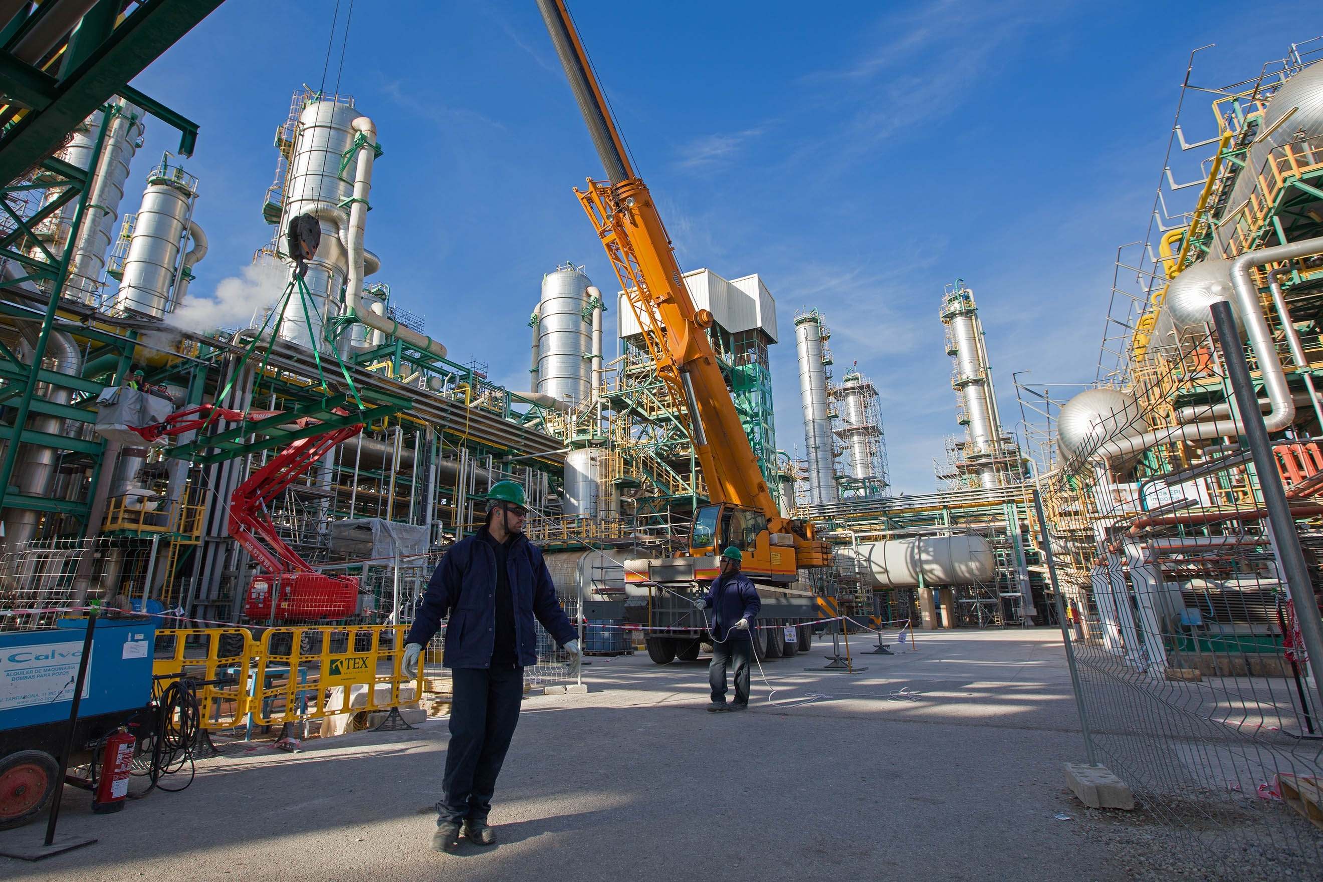Planta química de Repsol en Tarragona. EE