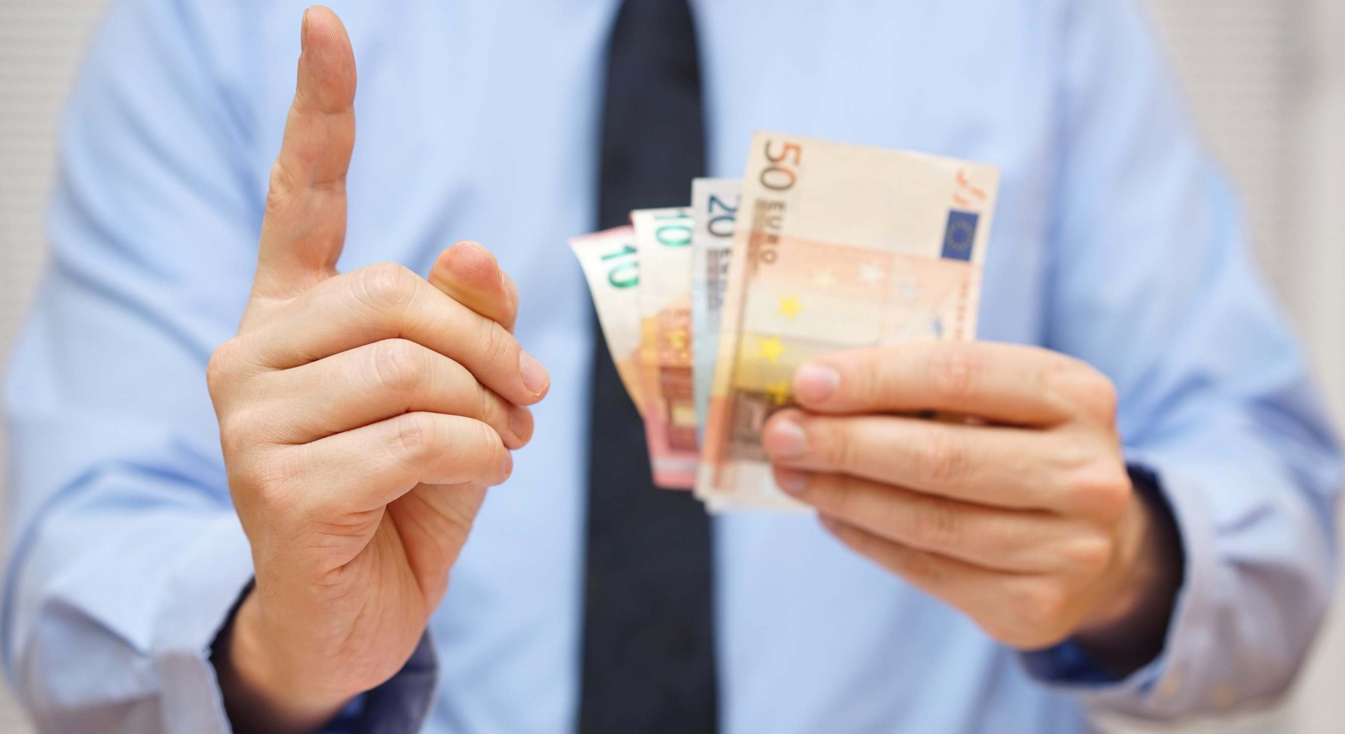Imagen de recurso de un experto financiero.