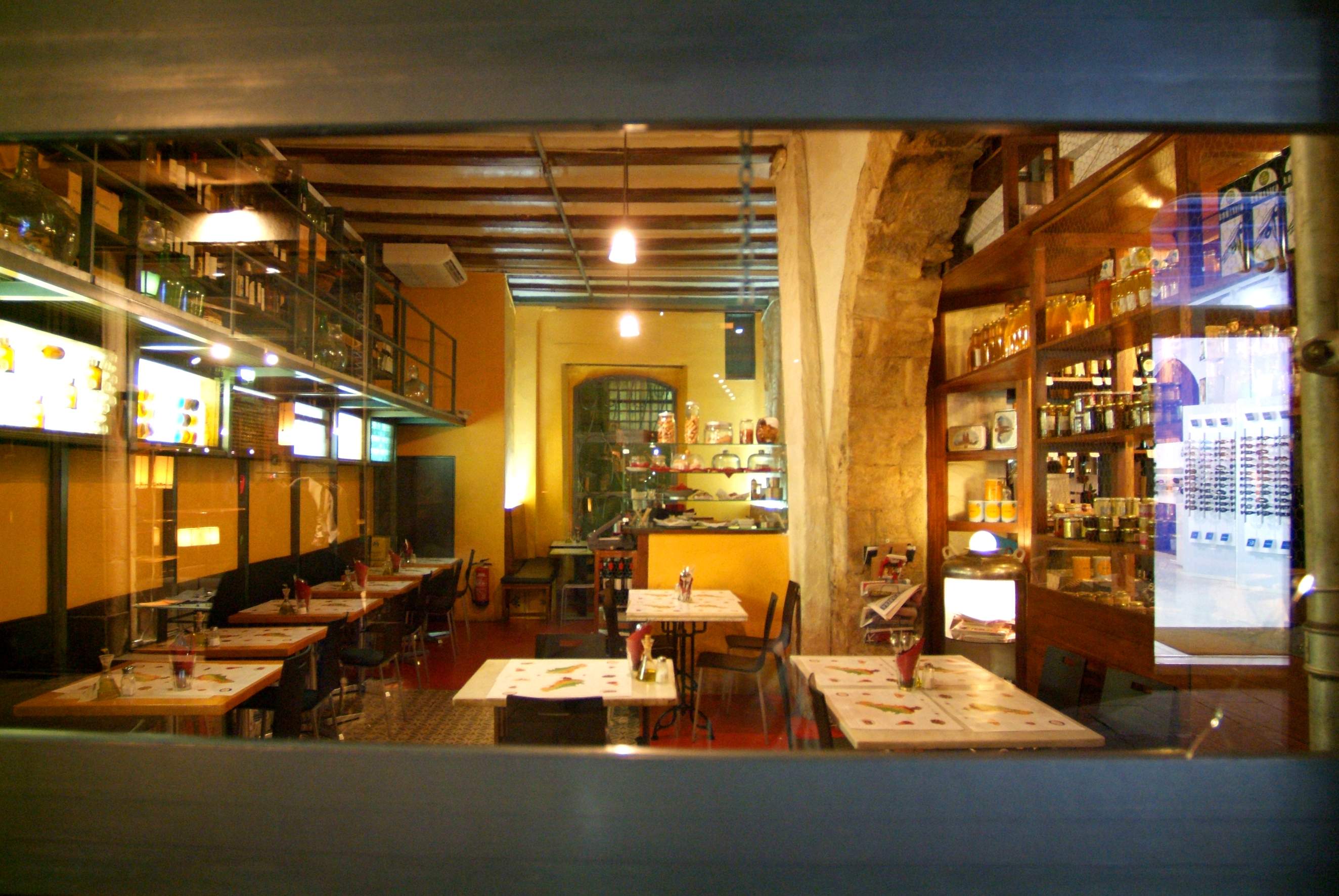restaurantevacio.jpg