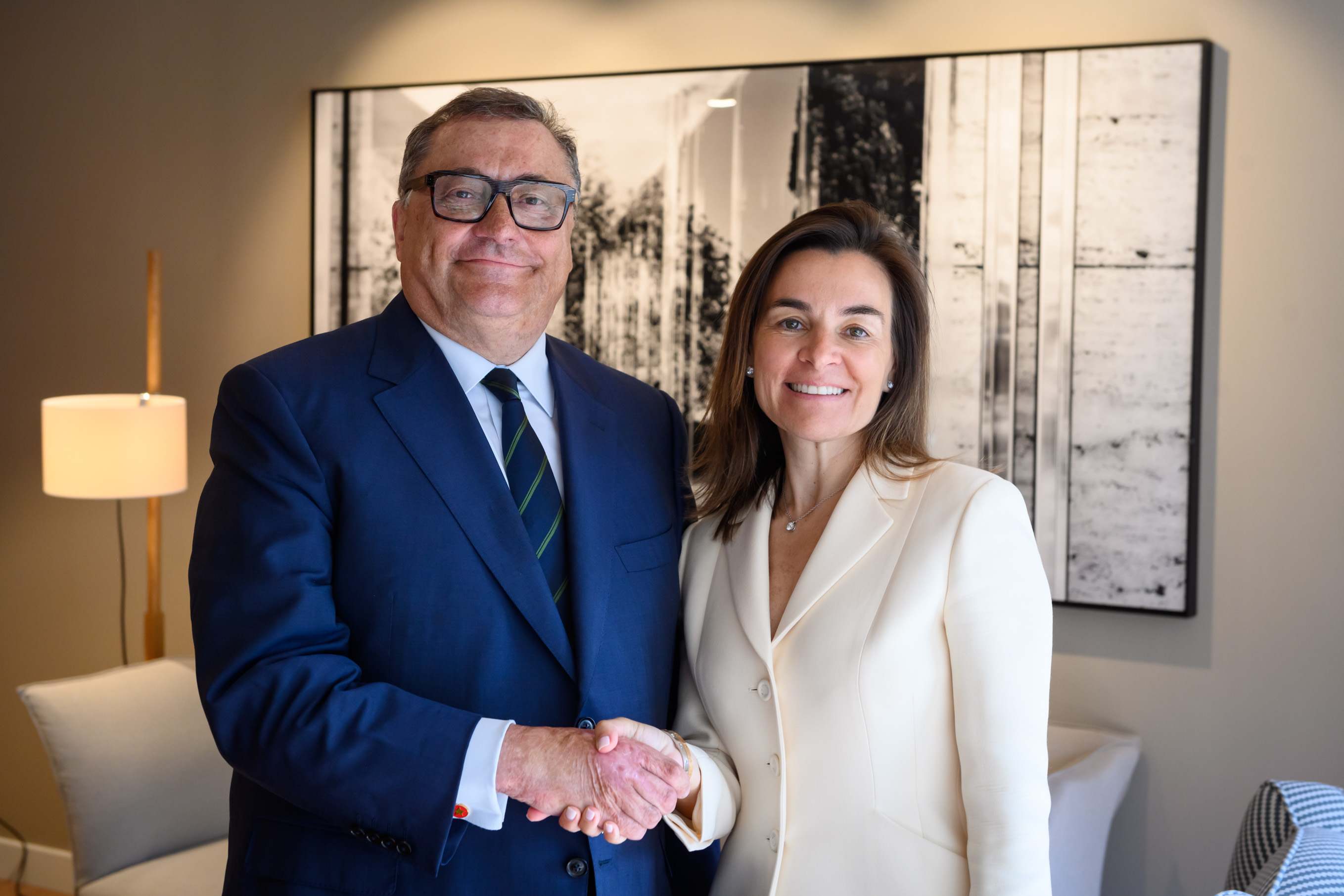 Ramon Agenjo y Maite Barrera, presidente y expresidenta de Barcelona Global. EE