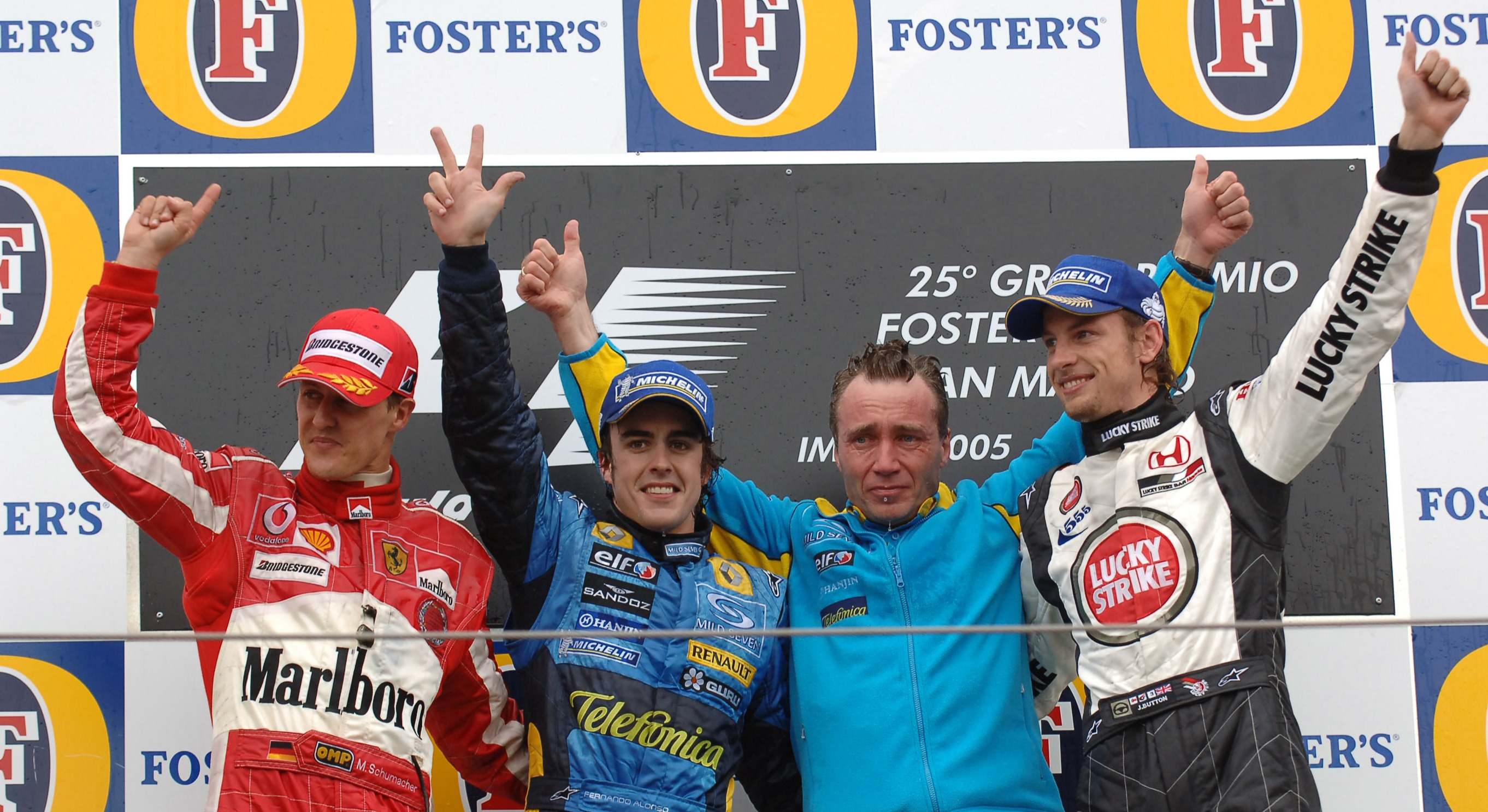 Fernando Alonso, Michael Schumacher y Jenson Button en el GP de San Marino 2005