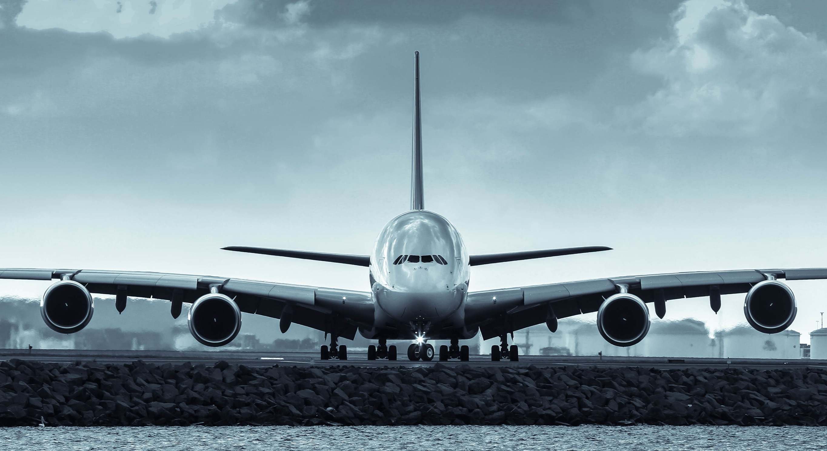 dreamstime_airbus_jet.jpg