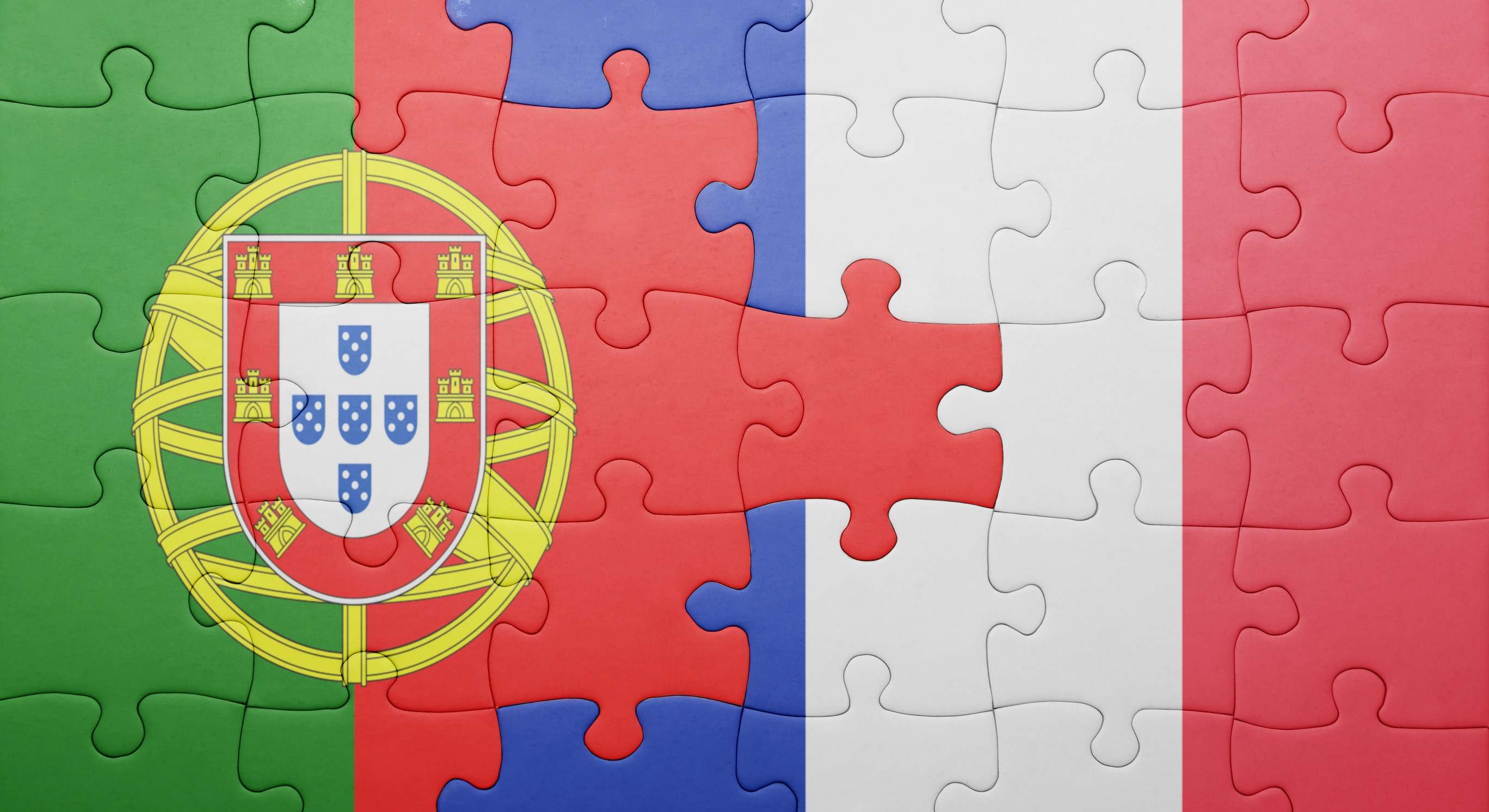 Un puzle que mezcla la bandera de Portugal con la de Francia