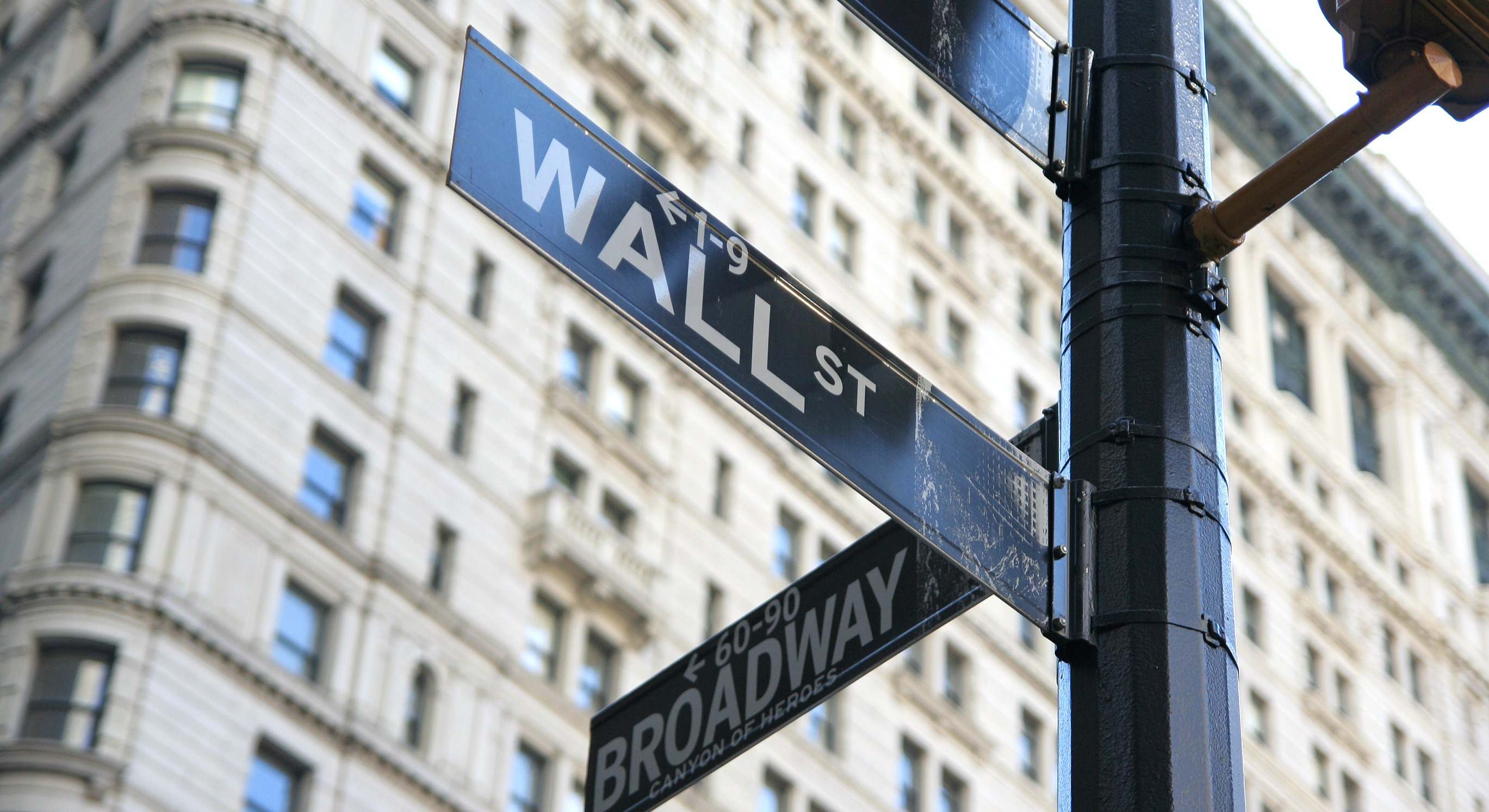 Cartel identificativo de la calle Wall Street en Nueva York