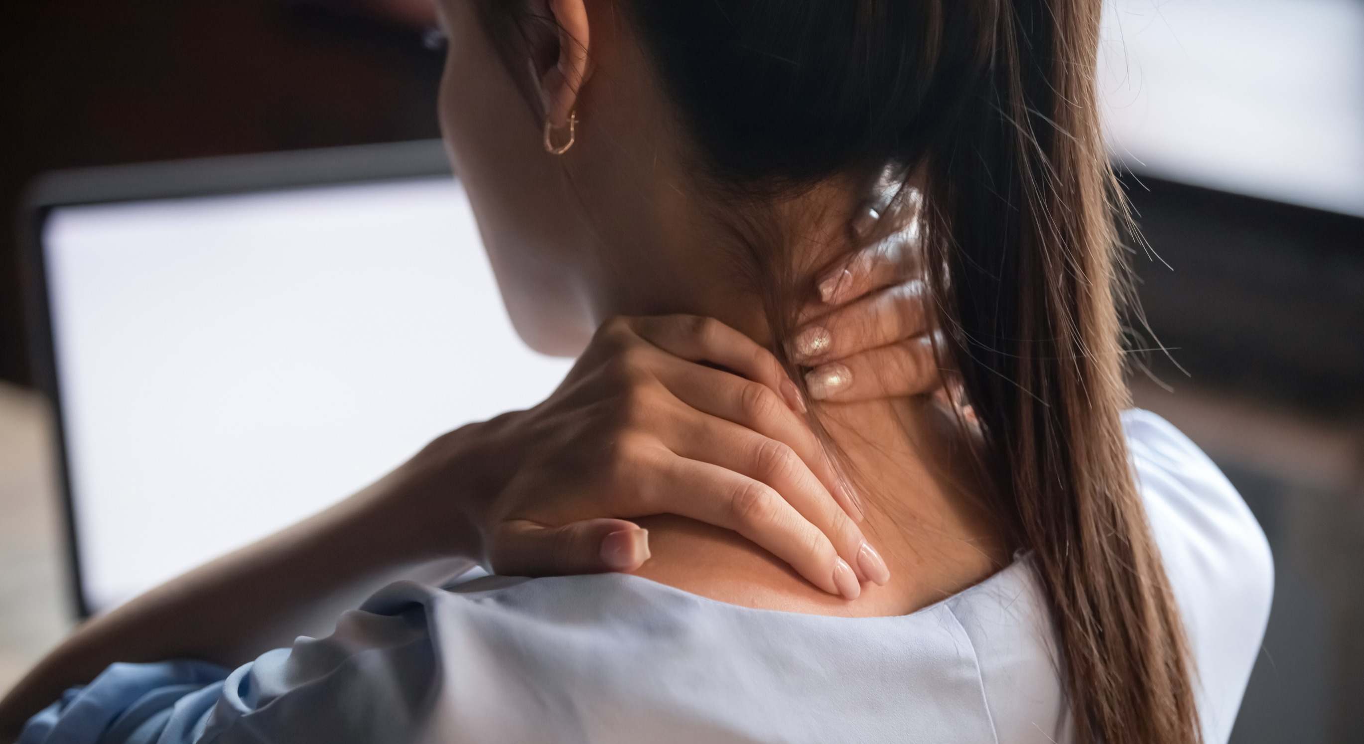 Imagen de recurso de una persona con dolor muscular.