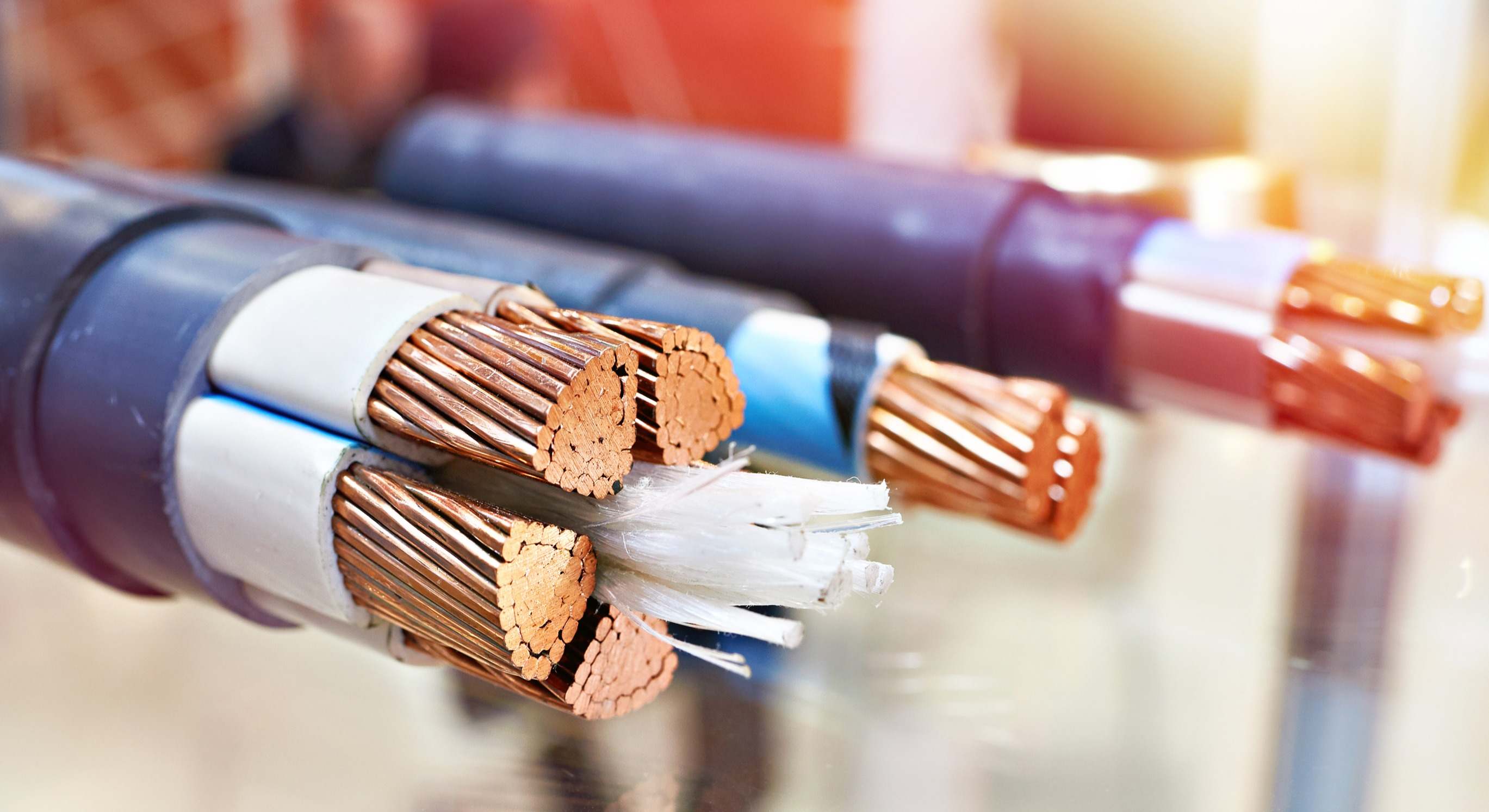 Cables de cobre seccionados